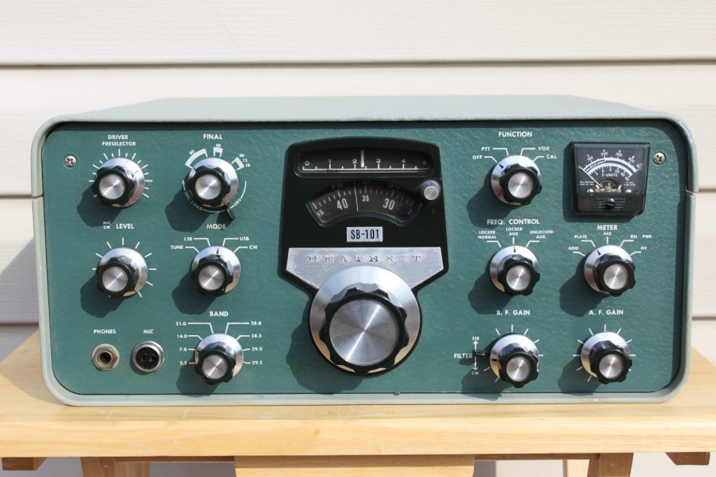 Heathkit Ham Radio Transceiver SB-101