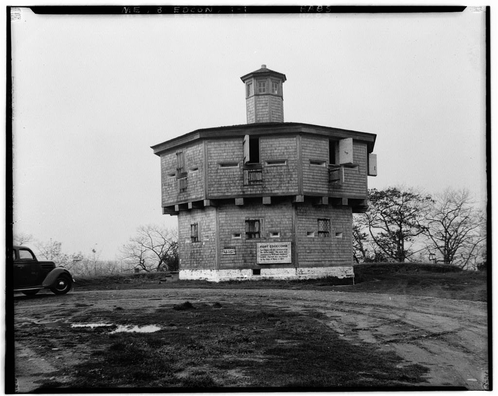 VIEW OF BLOCKHOUSE - Fort Edgecomb Blockhouse, North Edgecomb, Lincoln County, ME