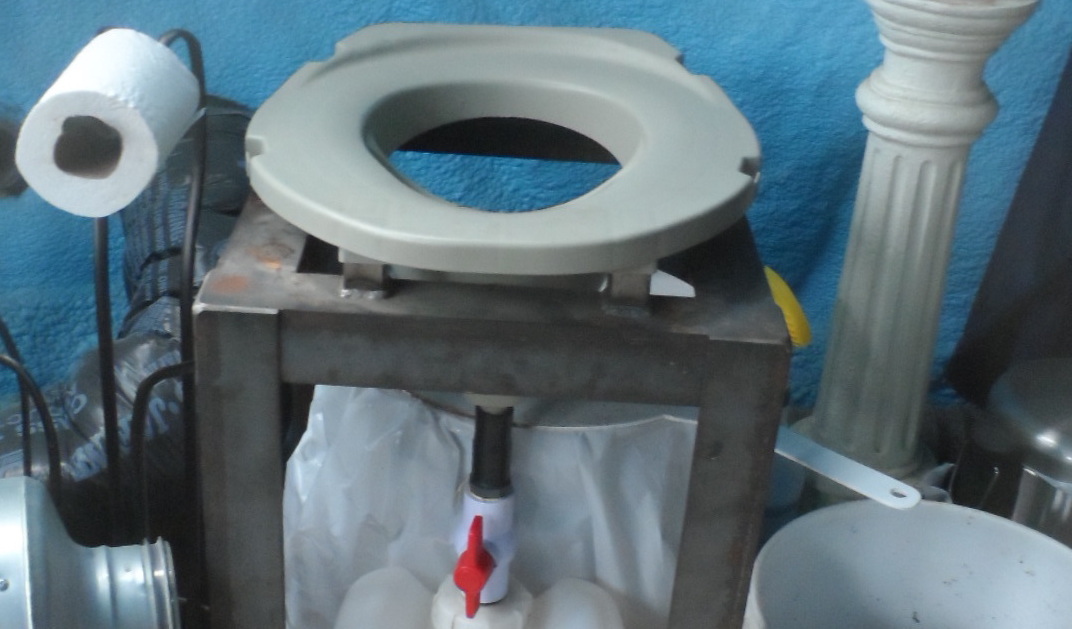 Constructing a DIY Composting Toilet, by SF in Oregon