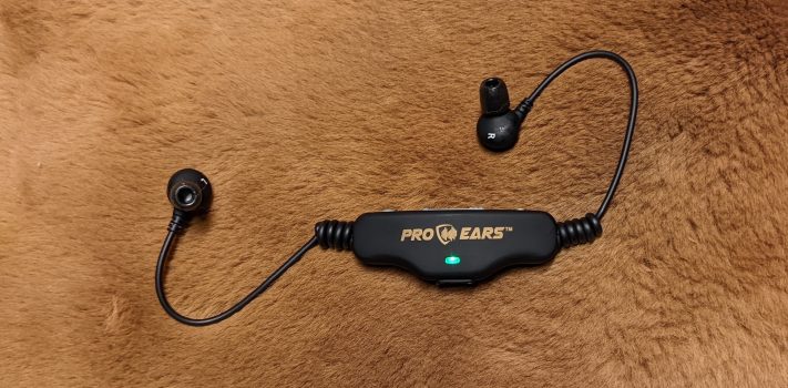 Altus Stealth 28 HTBT Earbuds, by Thomas Christianson